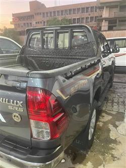 تويوتا هايلوكس